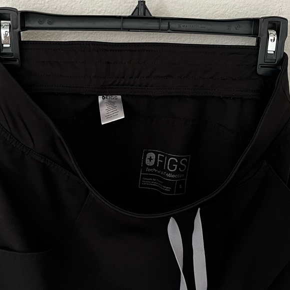 Figs Livingston scrub pants with side pockets - Picture 3 of 6